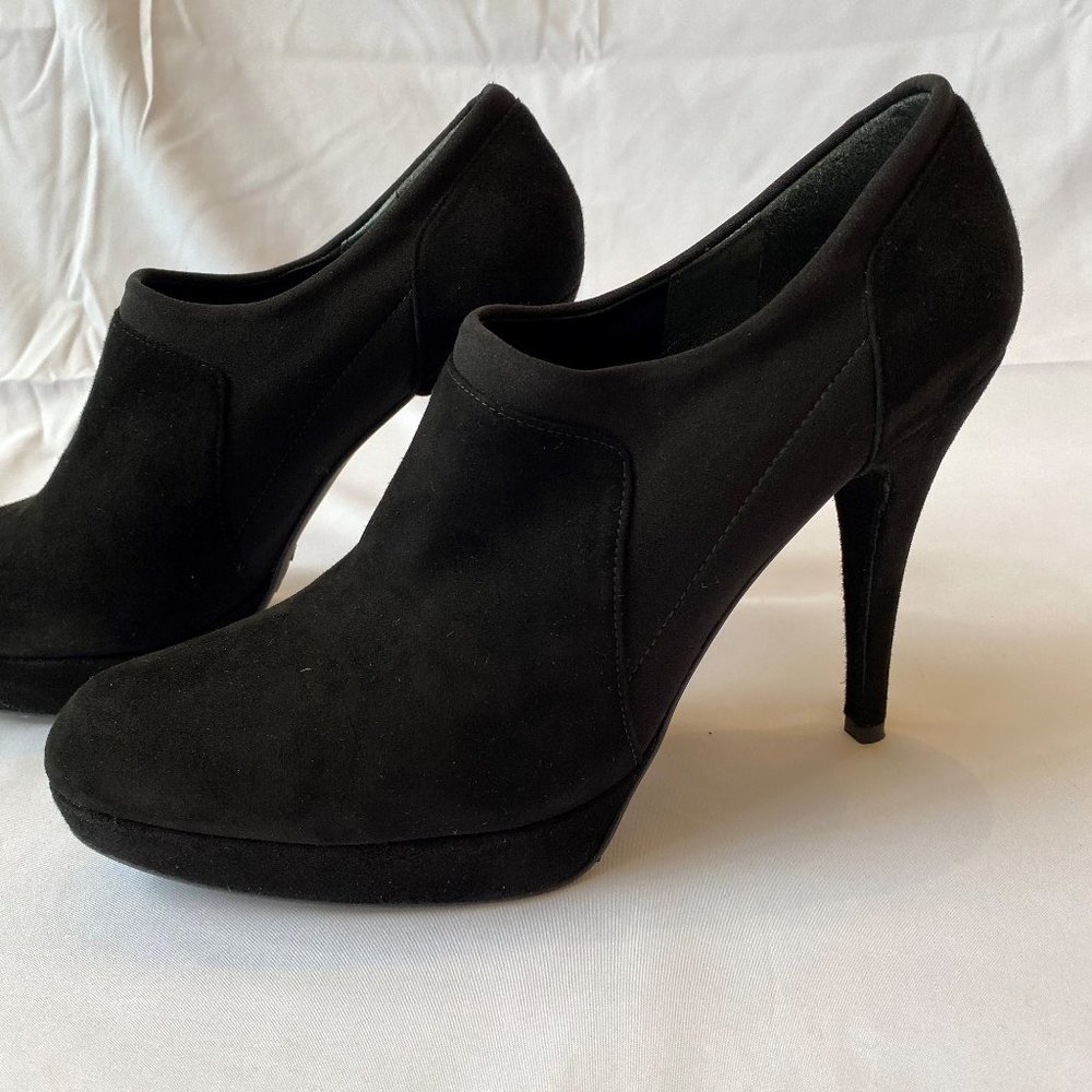 Stuart Weitzman Black Suede Upkeep Ankle Boot - Picture 3 of 8